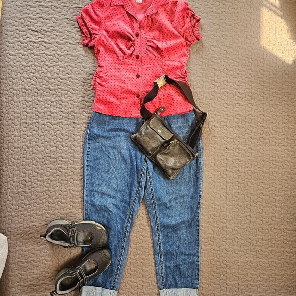 Soma Short Sleeved Corduroy Button Down - Picture 1 of 9